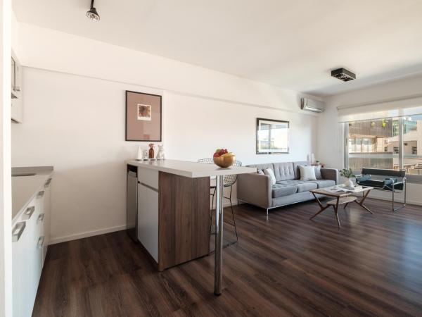 Quartier Hollywood by RentinBA : photo 1 de la chambre appartement standard