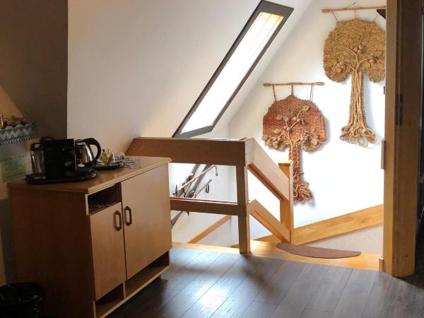 B&B Art House Szymaszkowa 1 : photo 8 de la chambre appartement 2 chambres standard