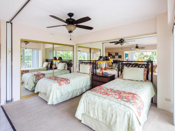 Castle Waikīkī Shore : photo 3 de la chambre hébergement 2 chambres 1 salle de bains deluxe - vue sur parc