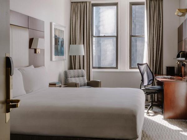 Club Quarters Hotel Wacker at Michigan, Chicago : photo 6 de la chambre chambre standard lit queen-size