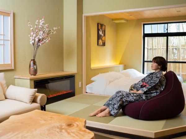 高級旅館竹のやー貸切サウナ風呂ー道頓堀5分ー難波10分ー新規オープン : photo 1 de la chambre suite avec sauna