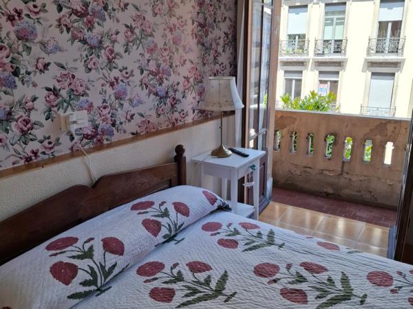 Uría 25 rooms : photo 1 de la chambre chambre double avec salle de bains privative