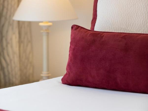 Hôtel Charlemagne by Happyculture : photo 3 de la chambre chambre double ou lits jumeaux standard