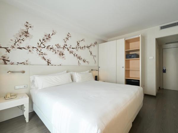 Catalonia La Boquería : photo 2 de la chambre chambre double ou lits jumeaux standard