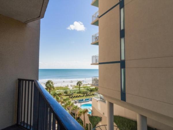 Breakers Resort Hotel : photo 2 de la chambre suite - vue sur ville