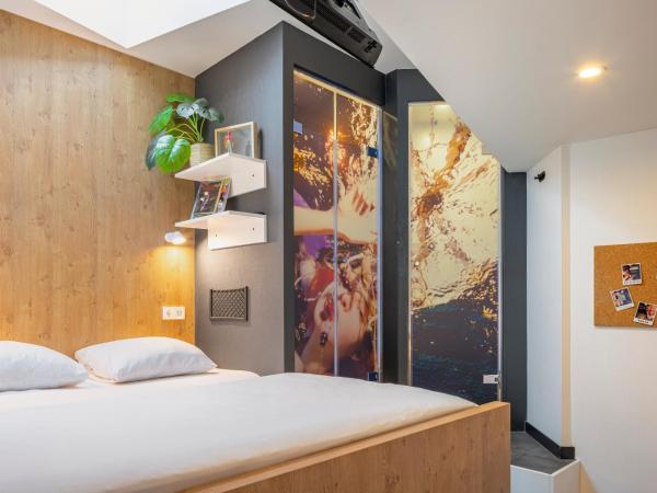 Bunk Hostel Utrecht : photo 4 de la chambre chambre double standard