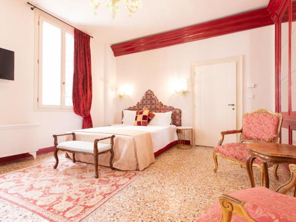 Palazzetto Pisani Grand Canal : photo 5 de la chambre chambre double classique - foscolo il palazzo