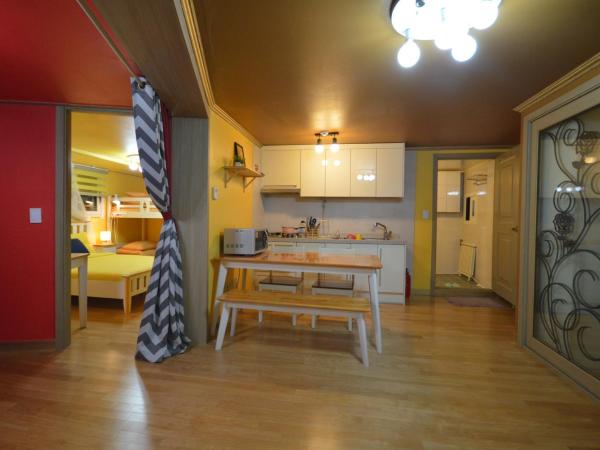 Han River Residence & Guesthouse : photo 4 de la chambre studio familial (10 adultes) - vue sur rivière