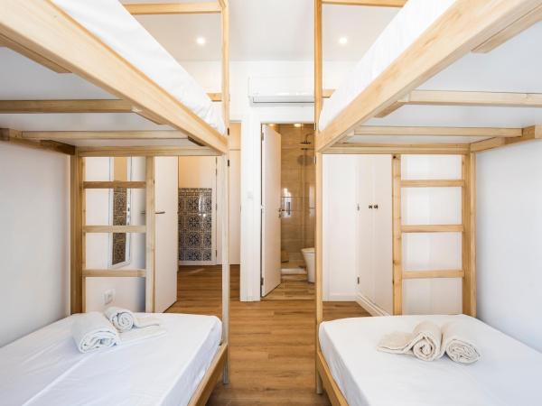 Madalena Hostel e Suites : photo 8 de la chambre lit dans dortoir pour femmes de 4 lits