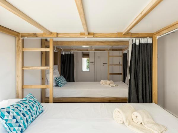 Madalena Hostel e Suites : photo 4 de la chambre lit dans dortoir mixte de 4 lits