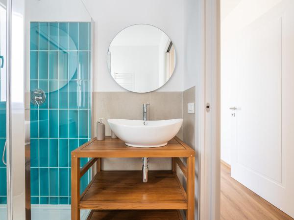 Olbia Rooms : photo 10 de la chambre chambre familiale supérieure