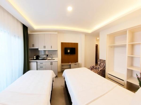 Derin Suite Hotel Bodrum : photo 7 de la chambre studio avec balcon 