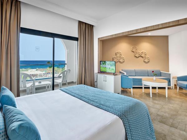 Nozha Beach Resort & Spa : photo 2 de la chambre suite junior - vue sur mer