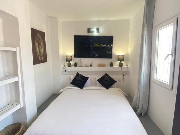 Tweets Hotel : photo 2 de la chambre chambre double facebook