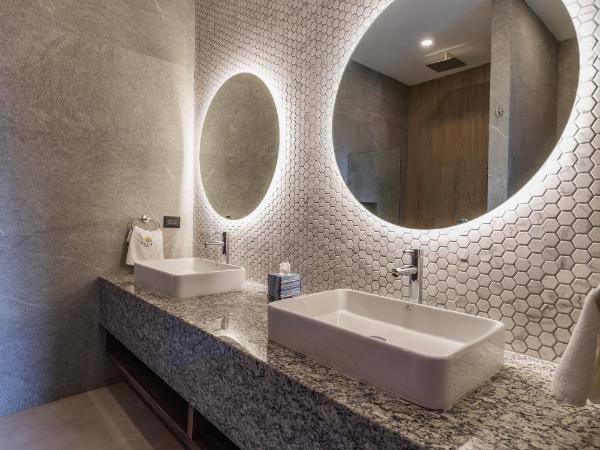 Hotel Chariot : photo 4 de la chambre chambre double supérieure