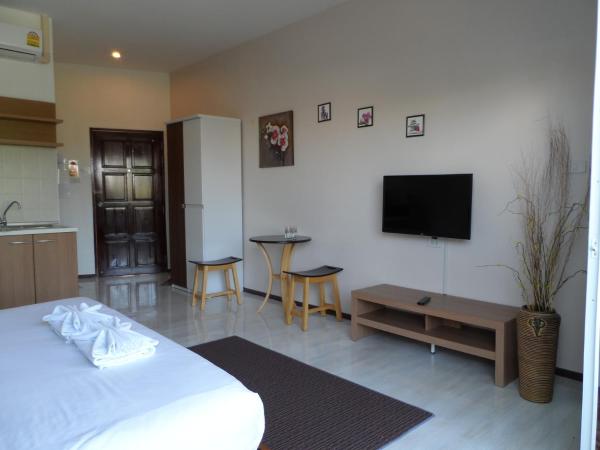 Baan Sabaaidee - Adult Friendly : photo 7 de la chambre chambre double confort avec balcon