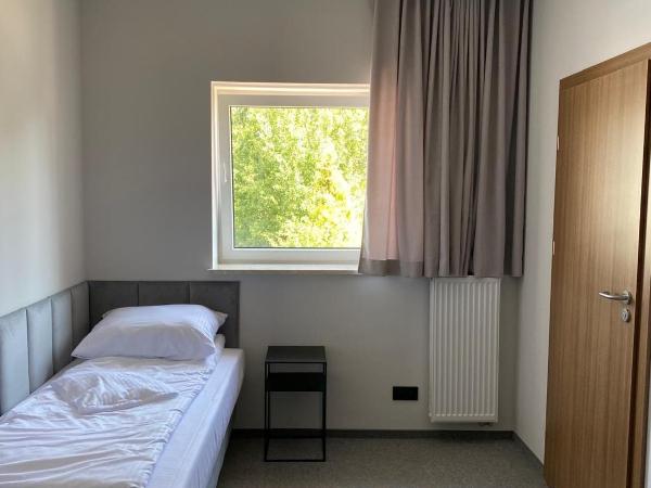 E-Hotel Łódź : photo 1 de la chambre chambre simple