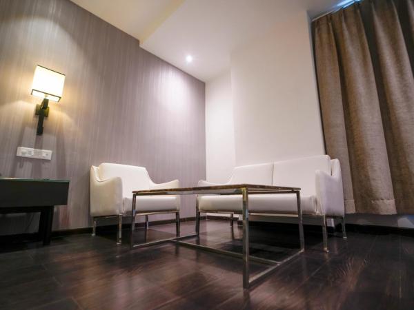 Hotel Deccan Serai, HITEC CITY, HYDERABAD : photo 2 de la chambre suite exécutive