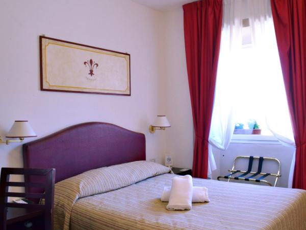 Hotel Cardinal of Florence - recommended for ages 25 to 55 : photo 3 de la chambre chambre double confort