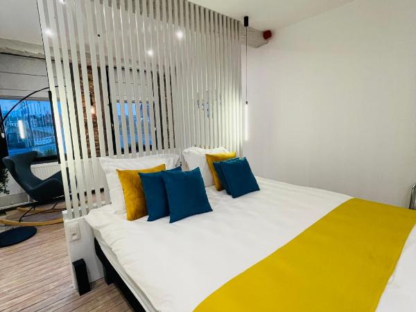 Namur à Meuse - Les Mélans by Casino : photo 1 de la chambre chambre double deluxe avec lit d'appoint