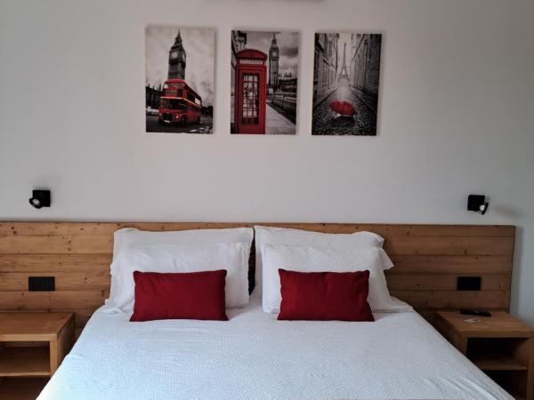 Agriturismo Il Vivaio : photo 5 de la chambre chambre double avec salle de bains privative