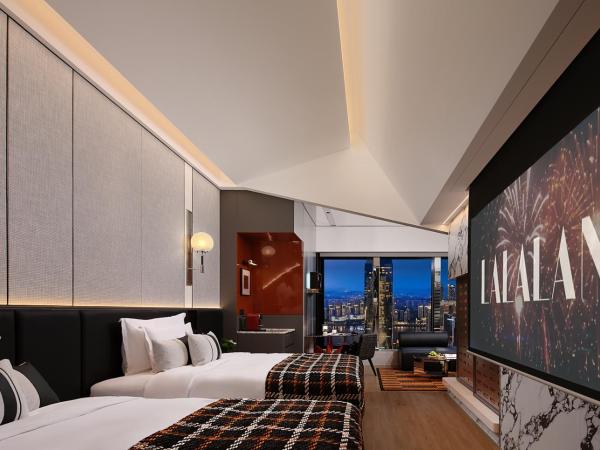 ISEYA HOTEL Chongqing Jiefangbei Flagship : photo 1 de la chambre golden tower - river view twin room