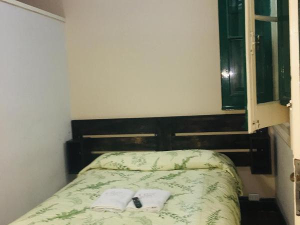 Hotel Chipre : photo 3 de la chambre chambre double avec salle de bains privative