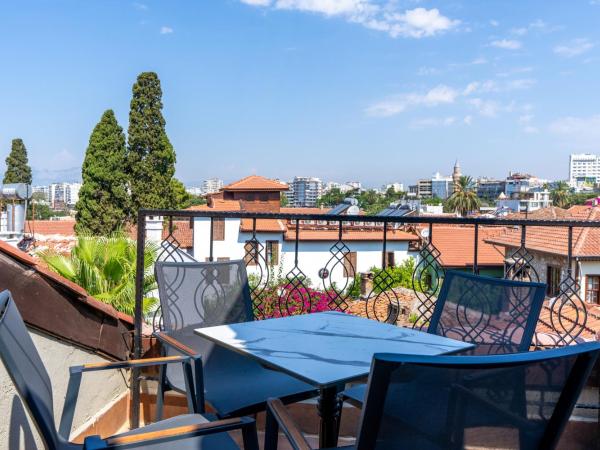 Atelya Art Hotel : photo 5 de la chambre chambre quadruple avec balcon 