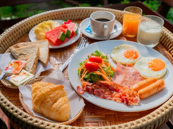 Baan Duangkaew Resort : photo 10 de la chambre lux suite pool access (double)