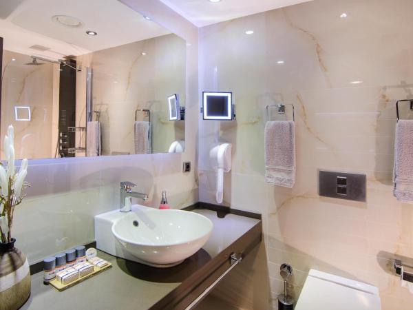 The Grand Blue Sky International - All Inclusive : photo 3 de la chambre grande suite