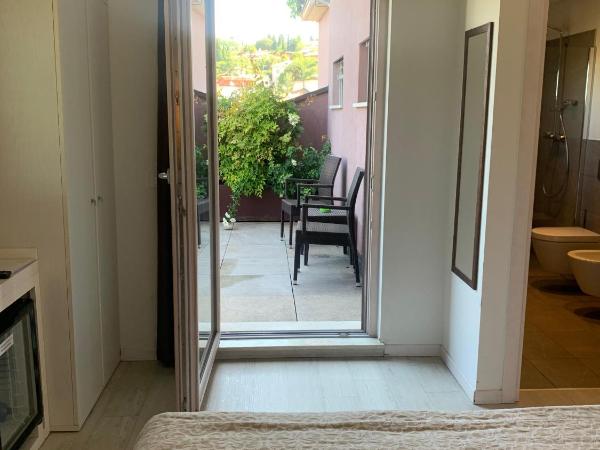 Nuova Opera Rooms : photo 5 de la chambre chambre triple avec balcon