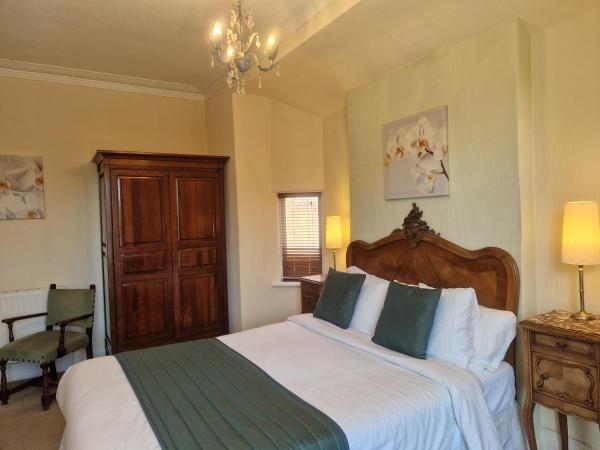 The Newlands : photo 5 de la chambre chambre triple avec douche