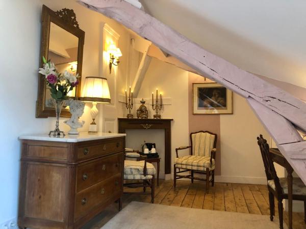 Reglisse et Pain d'Epices - Chambres d'hôtes : photo 5 de la chambre hébergement la transatlantique - 2e Étage