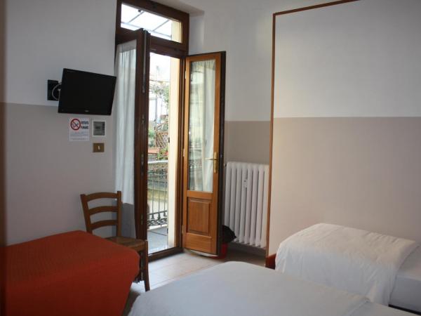 Albergo Avalon : photo 7 de la chambre chambre triple