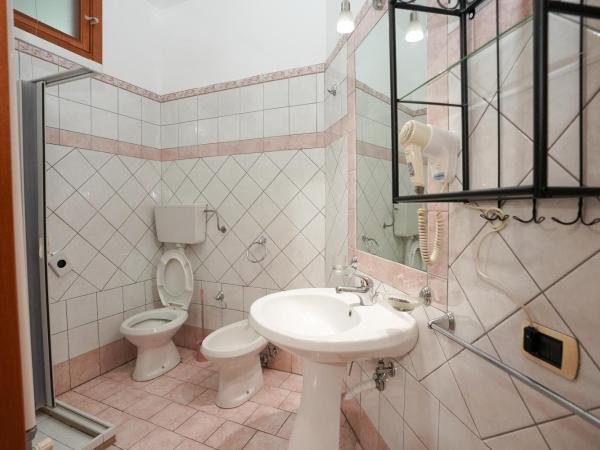 RESIDENCE LUPIAE : photo 3 de la chambre studio familial