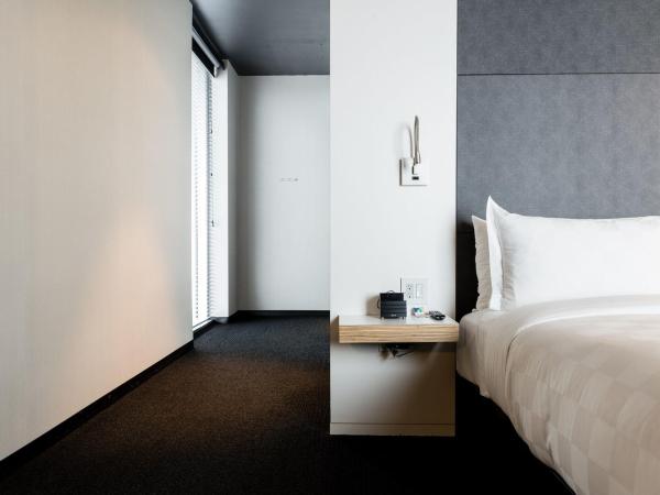 Alt Hotel Winnipeg : photo 2 de la chambre chambre supérieure lit queen-size