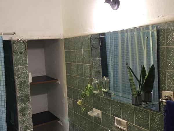 Casa Nuestra Hostal : photo 4 de la chambre lit simple dans dortoir pour femmes