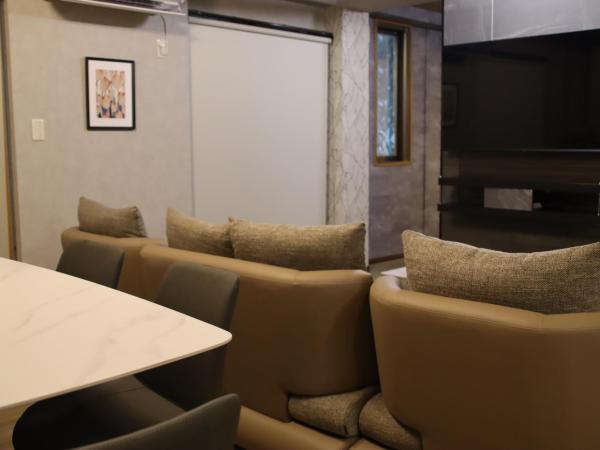 ritomaru rooms hakata hakozaki : photo 10 de la chambre chambre deluxe double ou lits jumeaux