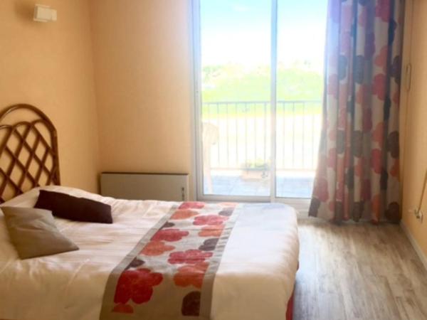 Hotel Alhambra : photo 2 de la chambre chambre double avec terrasse et climatisation - enfants acceptés - vue sur port