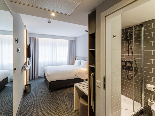 Holiday Inn Express Dresden Zentrum, an IHG Hotel : photo 3 de la chambre chambre standard lit queen-size