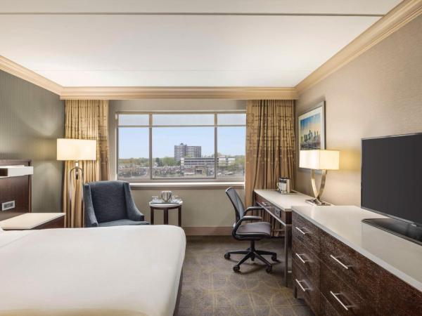 Hilton Philadelphia City Avenue : photo 1 de la chambre chambre lit queen-size