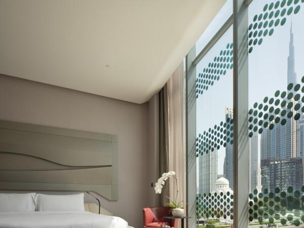 ME Dubai by Meliá : photo 1 de la chambre always me extra space with burj khalifa view