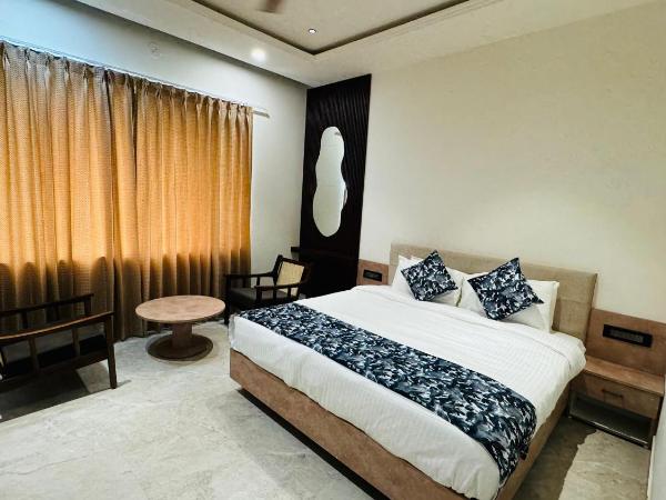 Akaya Hills : photo 1 de la chambre chambre double - vue sur montagne