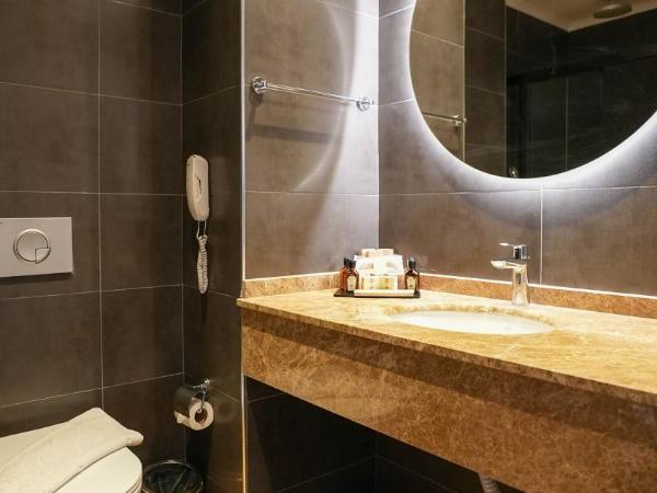 Ada Port Hotel Adults Only : photo 6 de la chambre  double room with pool access