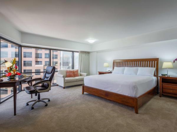 Aston at the Executive Centre Hotel : photo 1 de la chambre suite - vue sur montagne