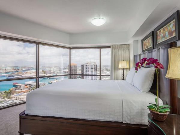 Aston at the Executive Centre Hotel : photo 6 de la chambre one-bedroom suite with harbor/ocean view