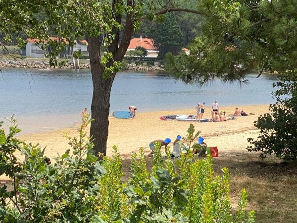 Waterfront one : photo 6 de la chambre chambre double avec terrasse