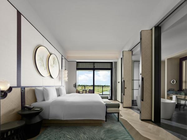 Banyan Tree Yangcheng Lake : photo 1 de la chambre lakeview pool deluxe king room