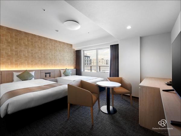 Daiwa Roynet Hotel Kyoto-Hachijoguchi : photo 1 de la chambre chambre lits jumeaux universelle - non-fumeurs