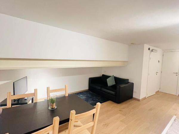 OneLuxStay near Fashion District : photo 8 de la chambre studio